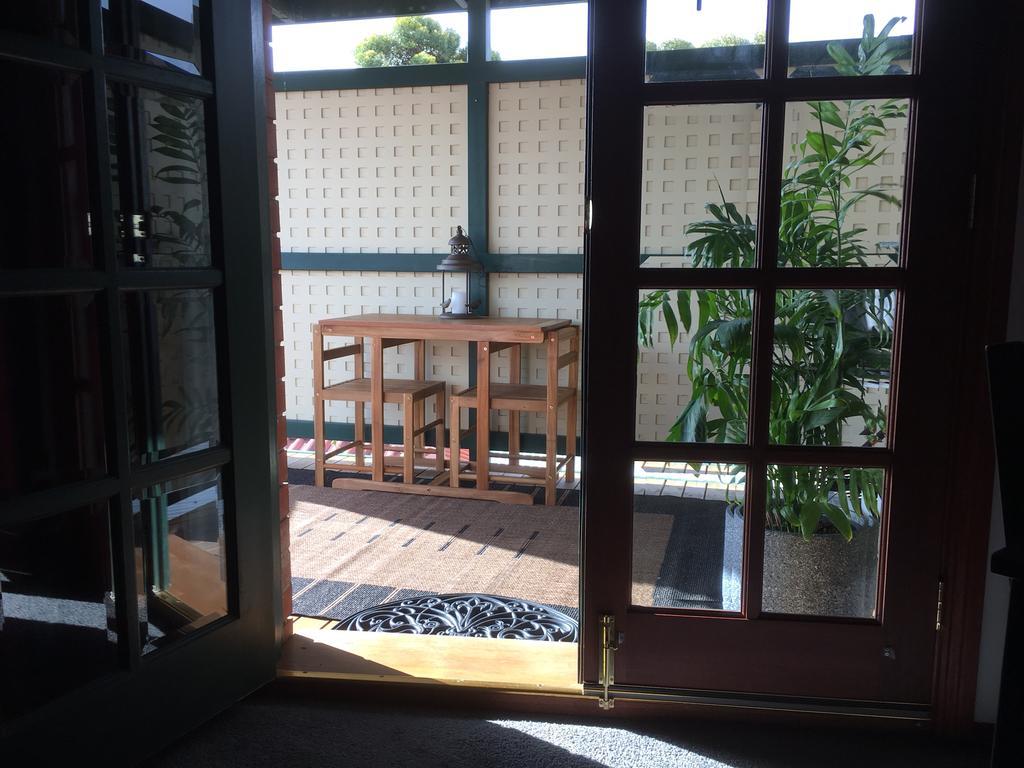 Wine And Roses Bed And Breakfast Adelaide Luaran gambar