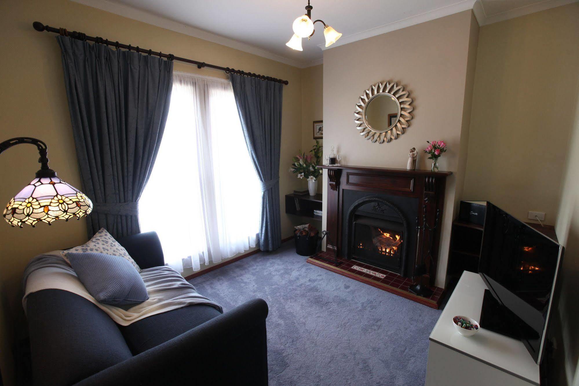 Wine And Roses Bed And Breakfast Adelaide Luaran gambar